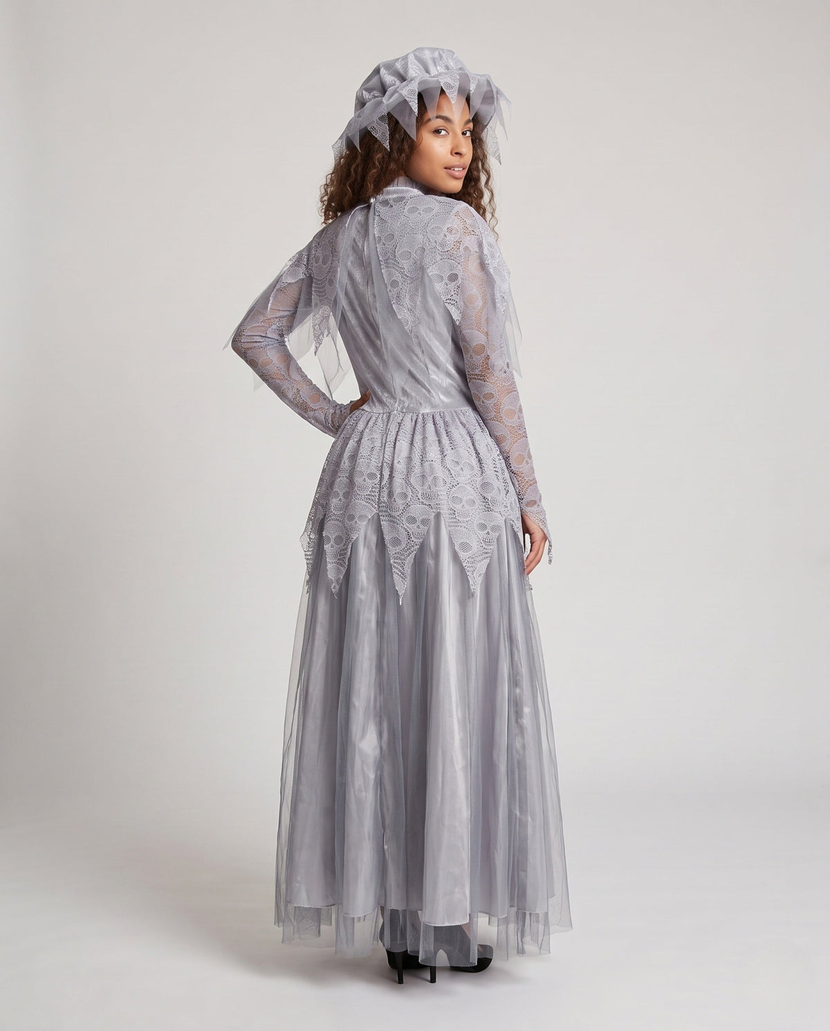 Women's gray ghost bride Halloween costume with skull lace capelet, tulle maxi skirt and matching headpiece - view 3