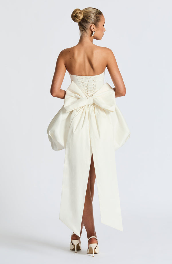 Strapless corset homecoming mini dress with bubble skirt and oversized back bow - view 24