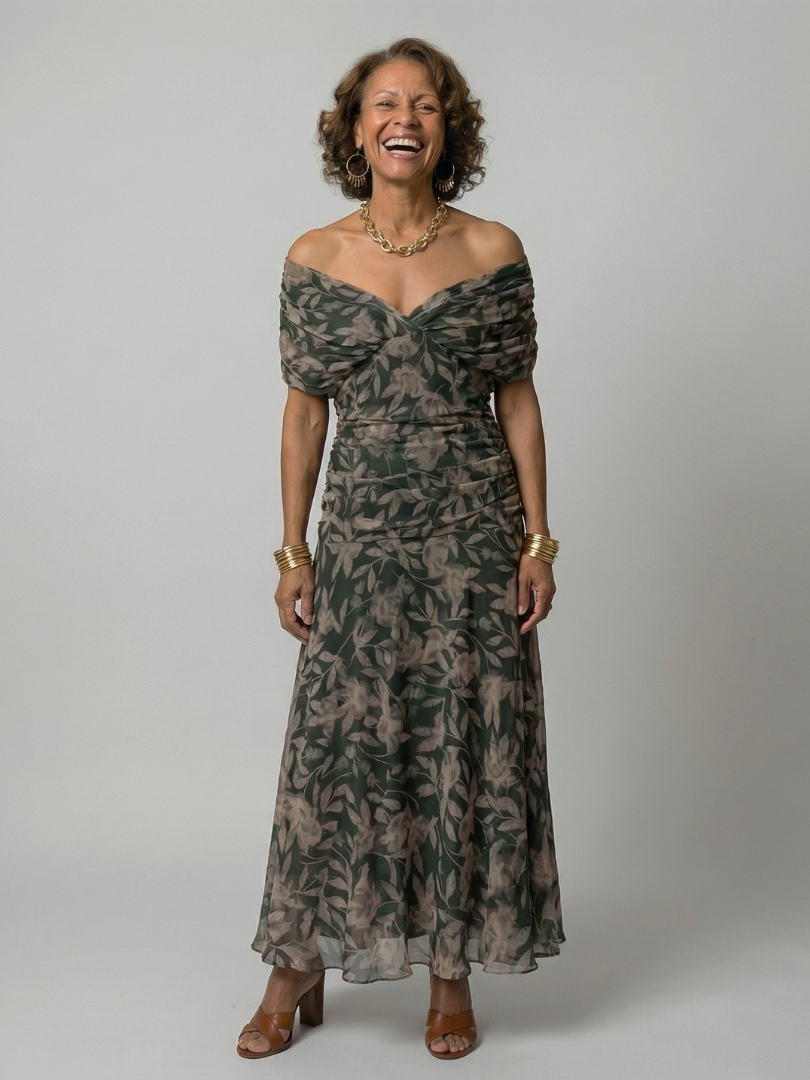 Formal floral mesh evening dress with crossover V-neckline, ruched waist and flowing maxi skirt - view 5