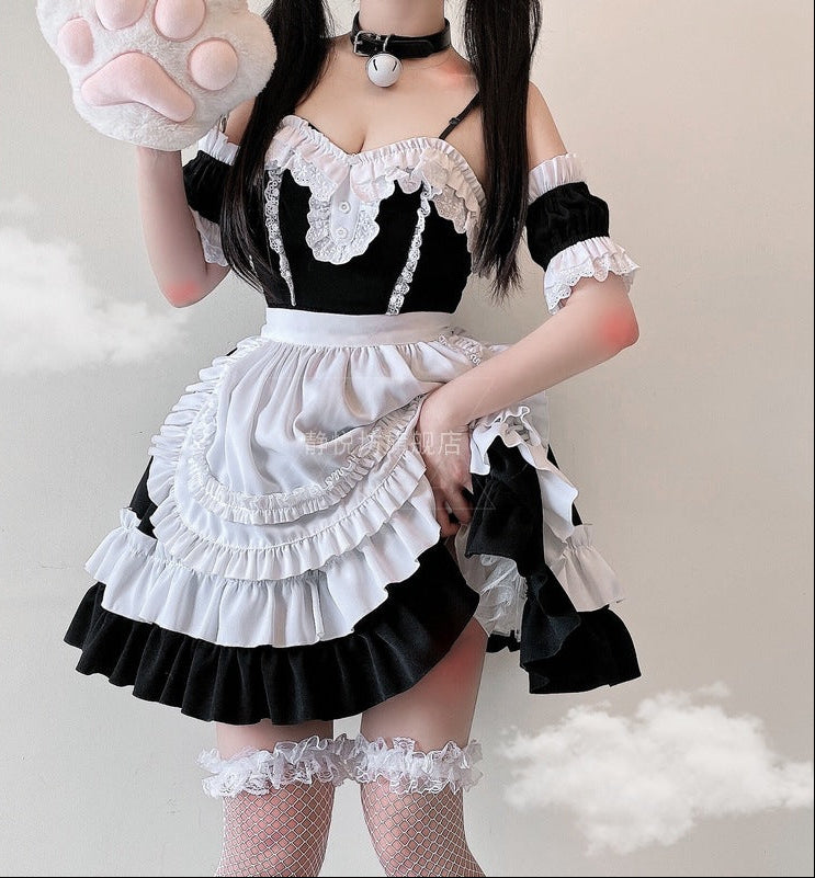 Women's ruffled maid Halloween costume with white tiered apron and lace-trimmed sweetheart bodice
