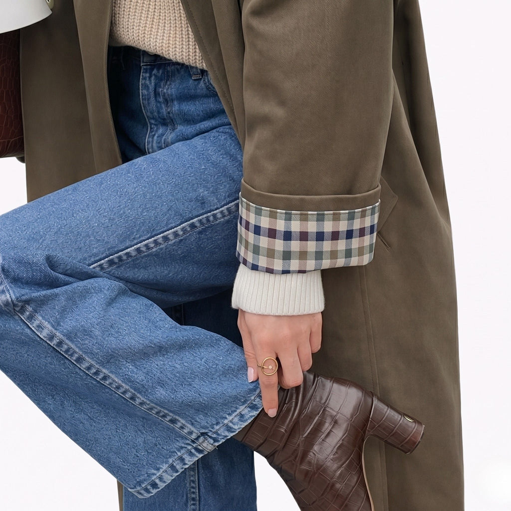 Longline single breasted trench coat with pointed collar and quilted lining - view 6