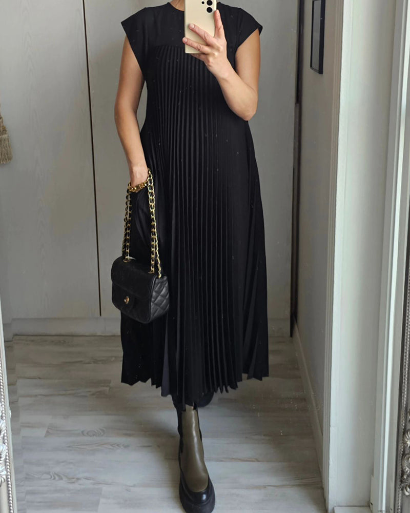 Woman wearing a pleated cap sleeve maxi dress with crew neck - view 18