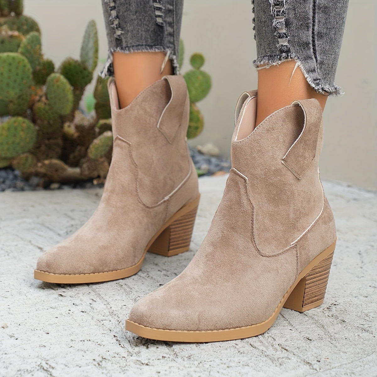 Juniper Western Chelsea Ankle Boots - view 3