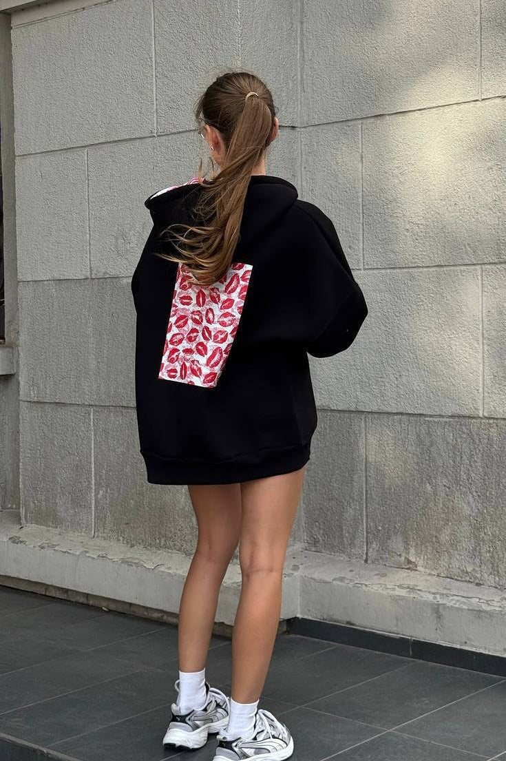 Zip-up graphic hoodie with lip print hood lining and kiss print panel on the back - view 6