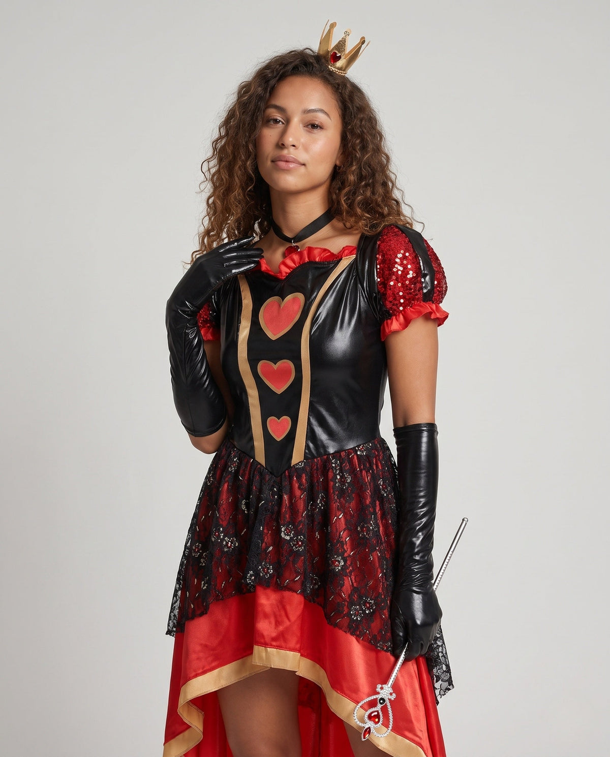 Women's queen Halloween costume with heart bodice, sequin puff sleeves and high-low satin skirt - view 2