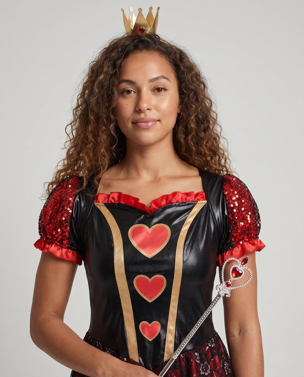 Women's queen Halloween costume with heart bodice, sequin puff sleeves and high-low satin skirt - view 3