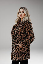 Women's leopard print faux fur coat with notch lapel collar and side pockets - view 3