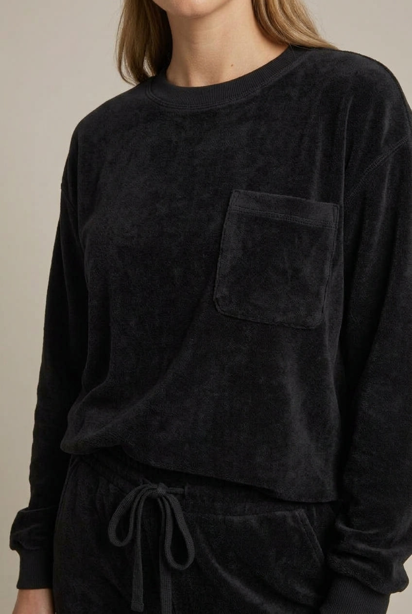 Women's textured jogger set with pocket crew neck sweatshirt and cuffed drawstring joggers - view 2