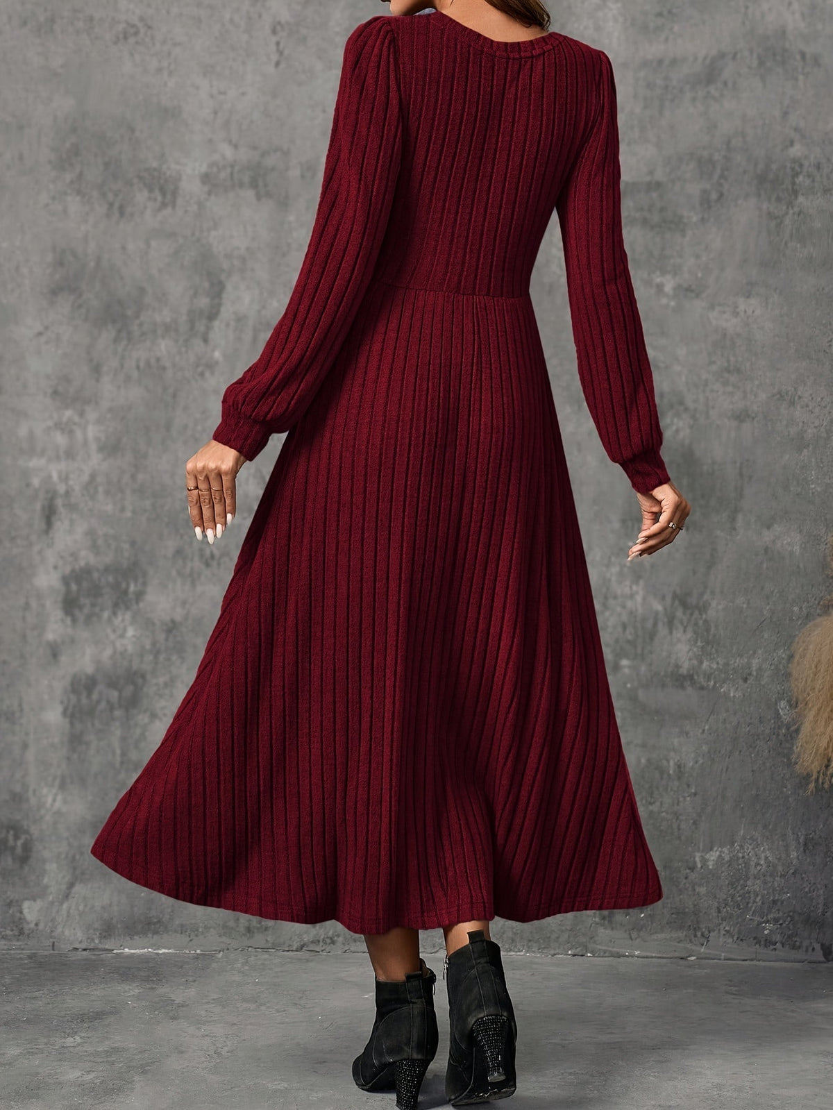 Burgundy ribbed knit long sleeve A-line midi dress with crew neck - view 3