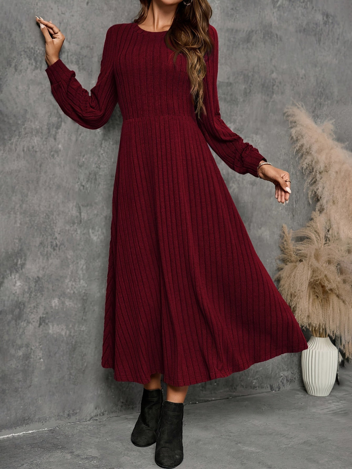 Burgundy ribbed knit long sleeve A-line midi dress with crew neck - view 4
