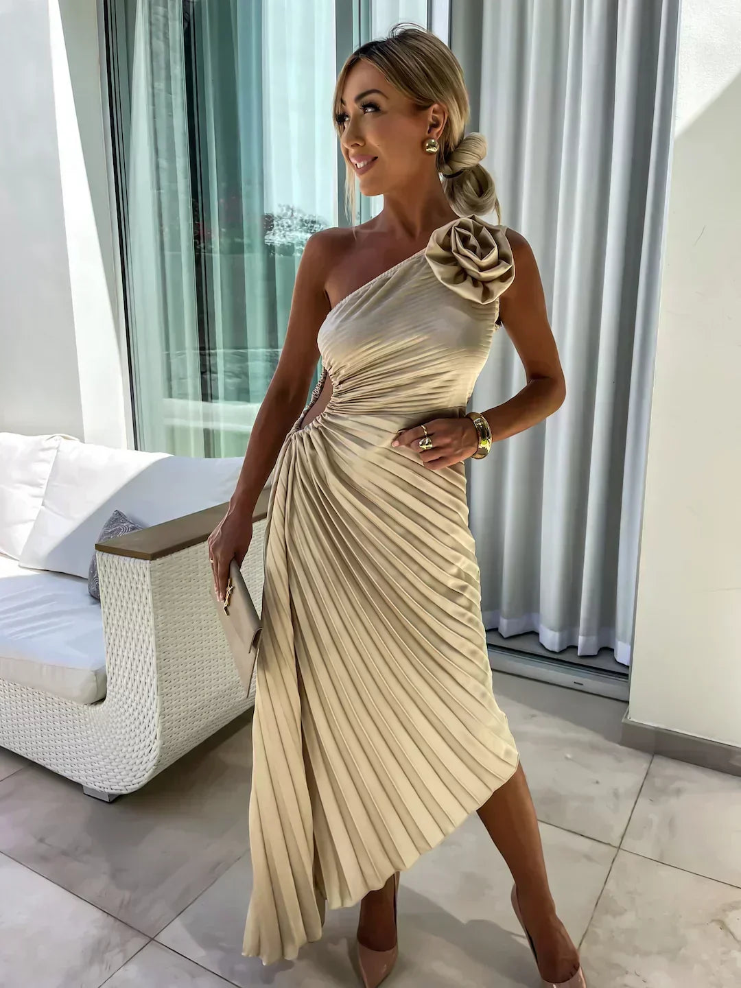 One-shoulder satin cocktail dress with rosette, waist cutout and pleated midi skirt - view 4