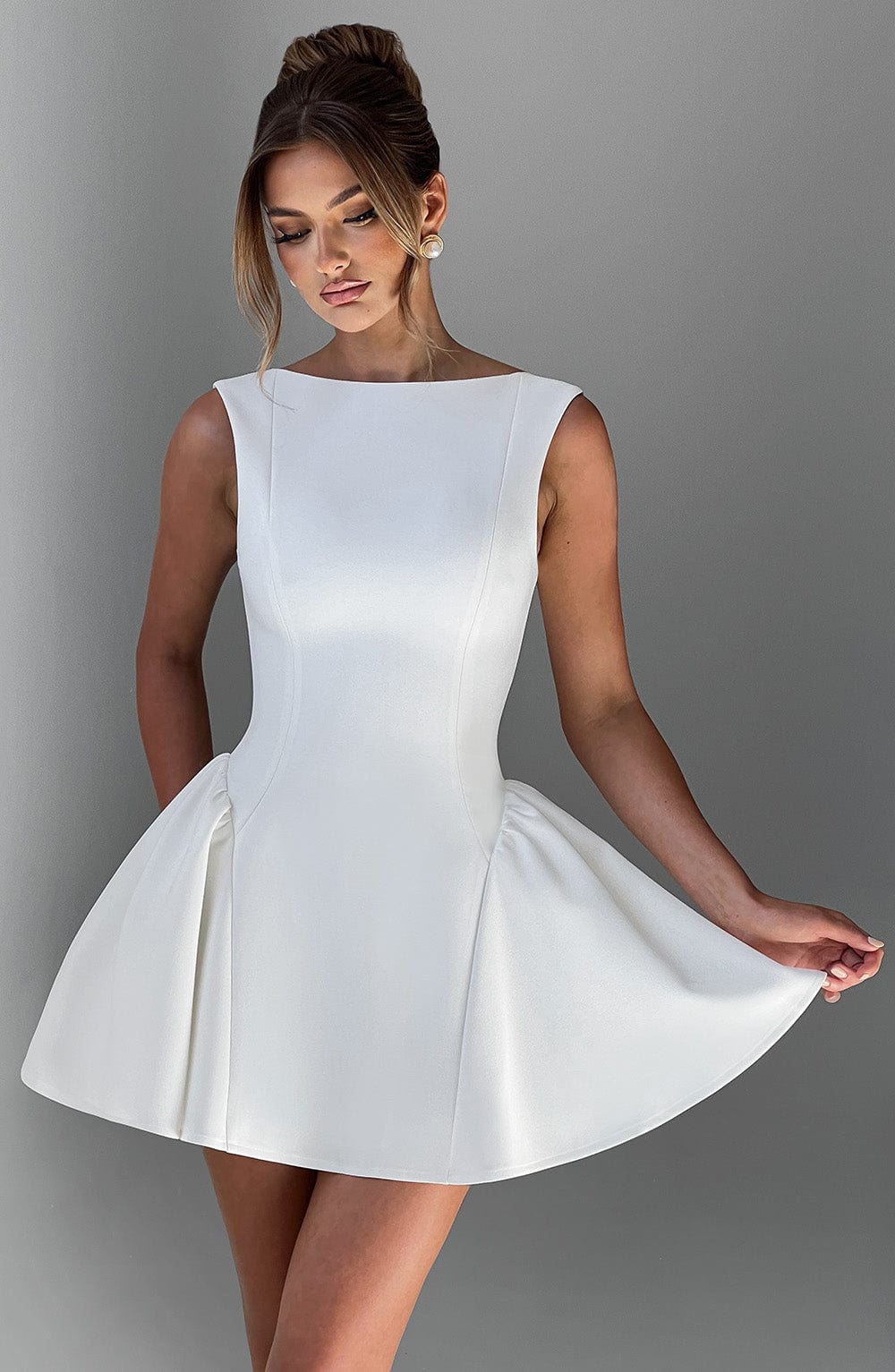 Sleeveless boat neck backless mini dress with fitted bodice and full flared skirt - view 3
