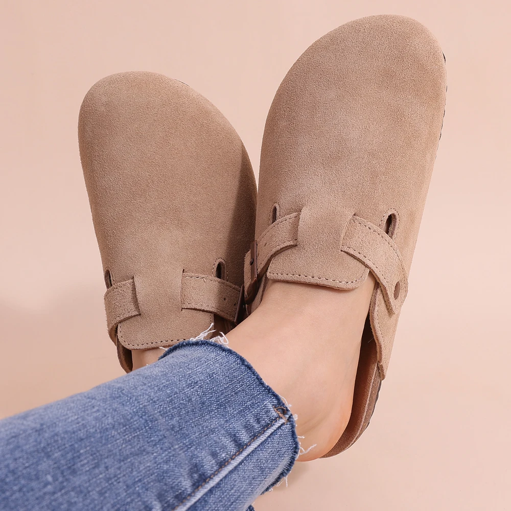 Buckle clog slippers for women with closed round toe and cushioned sole - view 10